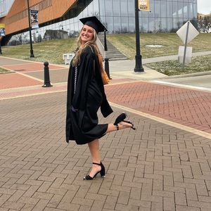 Meet your Posher, Taylor